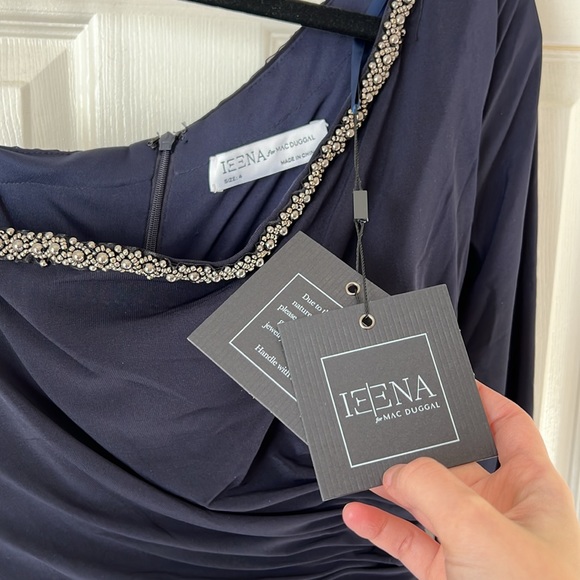 Ieena for Mac Duggal Draped One Sleeve Jersey Gown in Midnight Size 4 - Picture 8 of 12